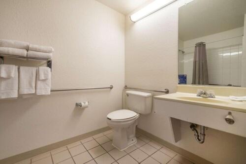 Hotel 6 Duluth, Ga - Atlanta - Gwinnett Place 2*